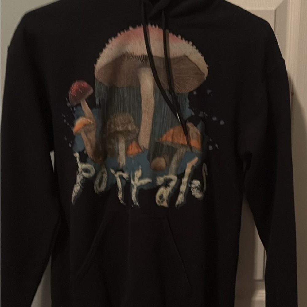 Melanie Martinez Women size small Portals Black Mushroom Hoodie